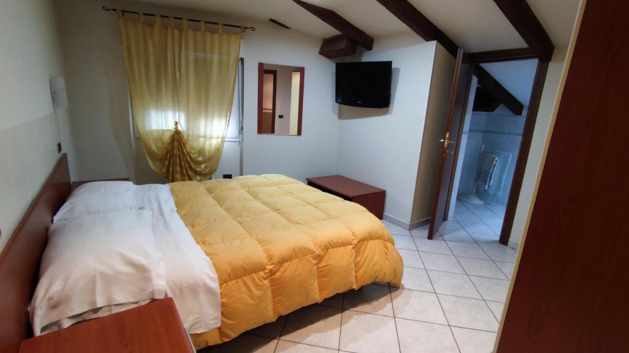 Hotel Emiliana Villadossola Exterior photo